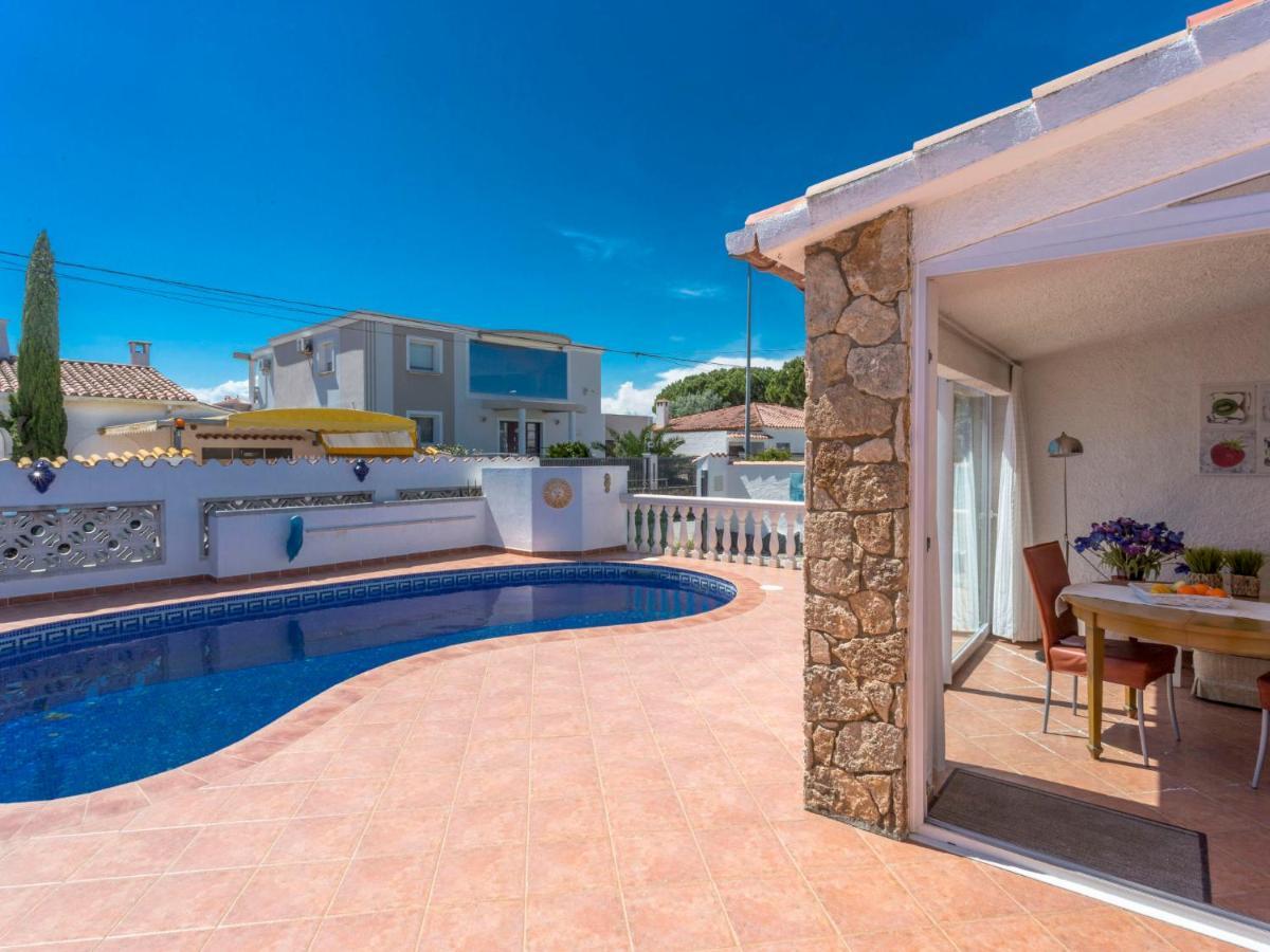 Holiday Home Peni By Interhome Empuriabrava Esterno foto